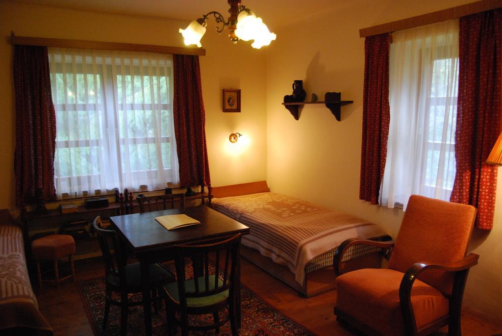 Boroka Apartmanhazak - Oereghaz แวแลม ห้อง รูปภาพ